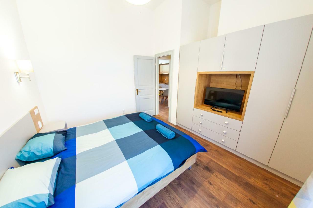 Central Luxury 2 Kaloşvar Dış mekan fotoğraf